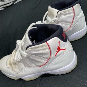 Air Jordan “Platinum Tint”